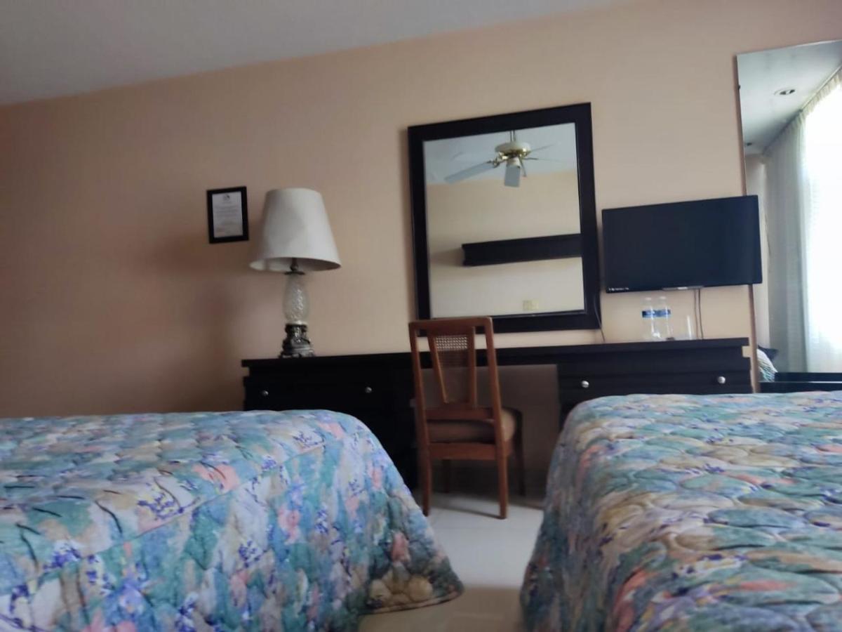 Hotel Mary Celaya Селая Екстер'єр фото